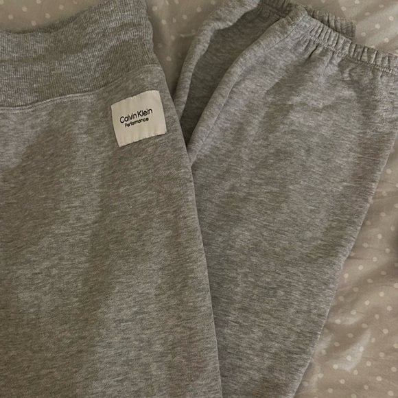 Calvin Klein Performance Jogger Sweatpants - Picture 4 of 8